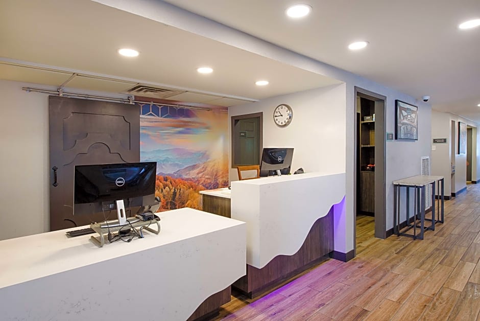 Best Western Fishkill Inn  Suites