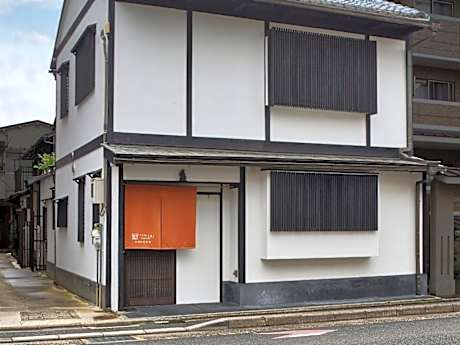 Tsumugi NishinotoinHanayacho