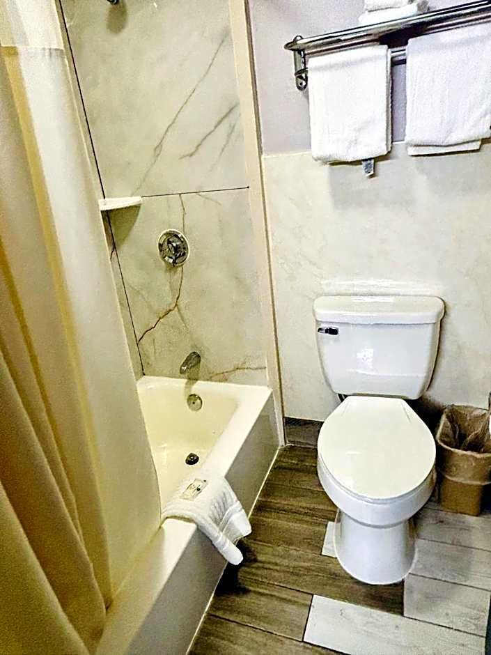 Quality Inn Raynham - Taunton