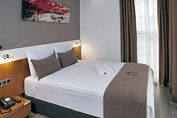 Buca Mat Hotel By Tahtali