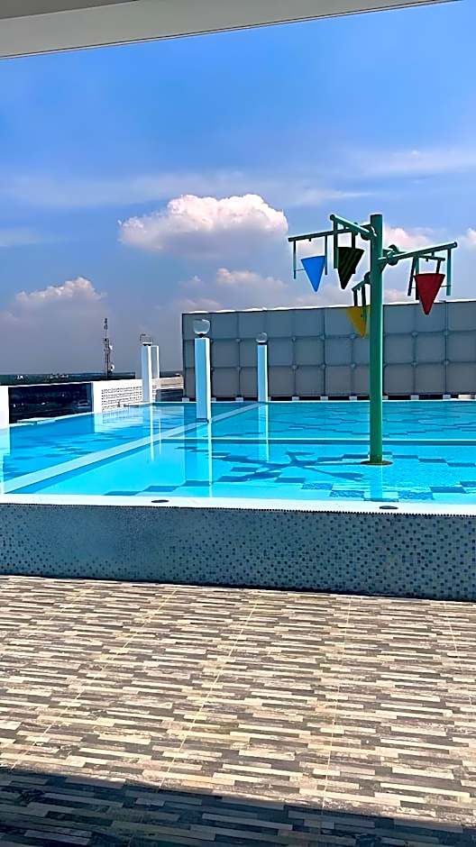 Sri Indar Hotel & Suites