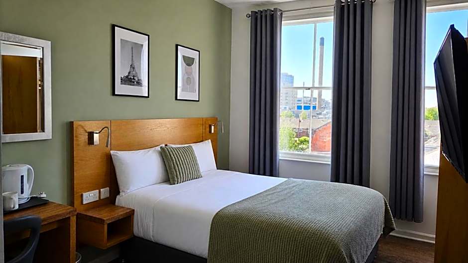 Park Hotel & Apartments