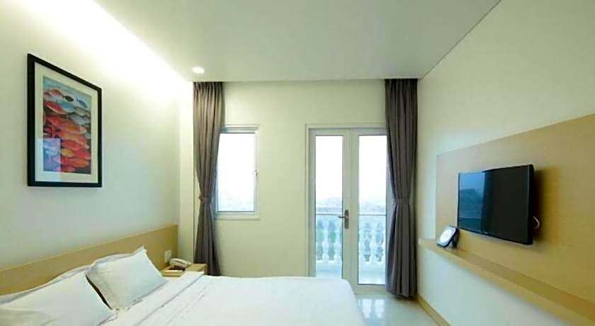Hung Cuong Hotel