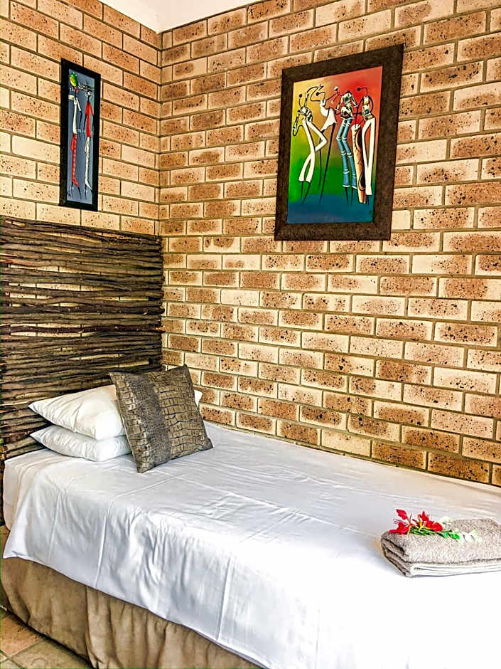 Ingwenya Lodge