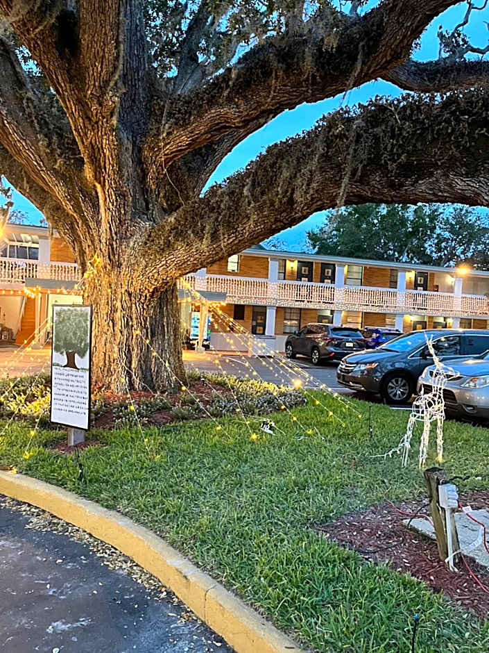 Scottish Inn - Saint Augustine