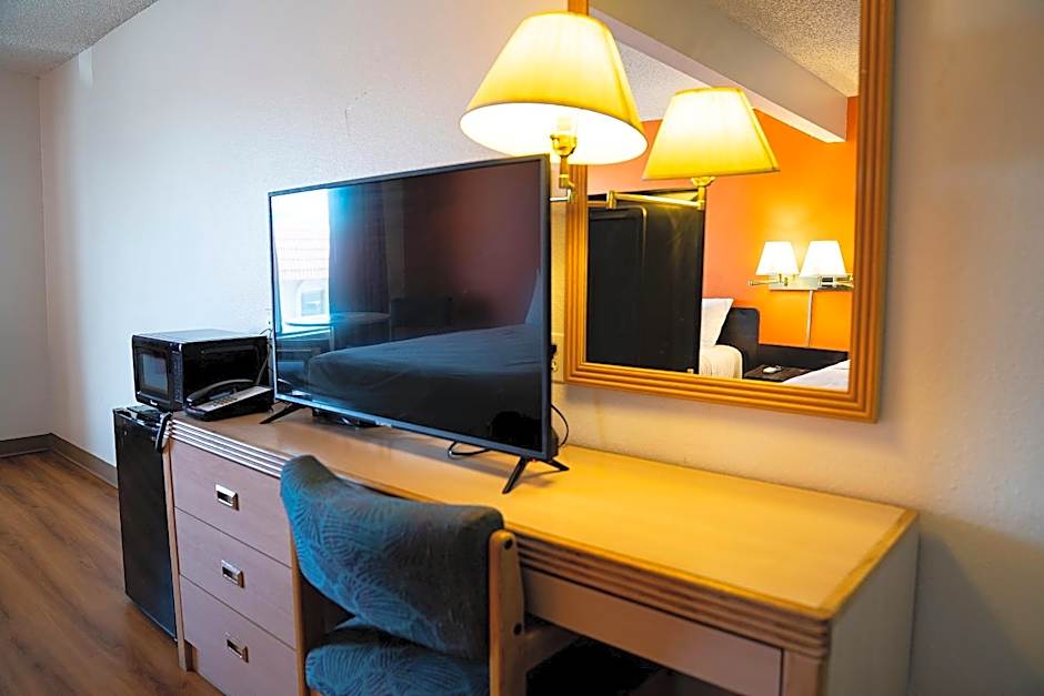 OYO Hotel Hermiston OR, Downtown