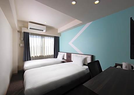Standard Twin Room - Non-Smoking
