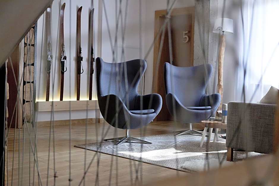 Villa 11 Folk & Design