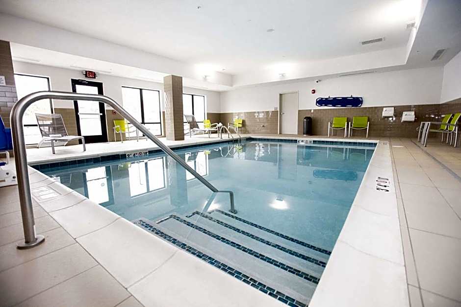 Hampton Inn By Hilton Toledo Oregon