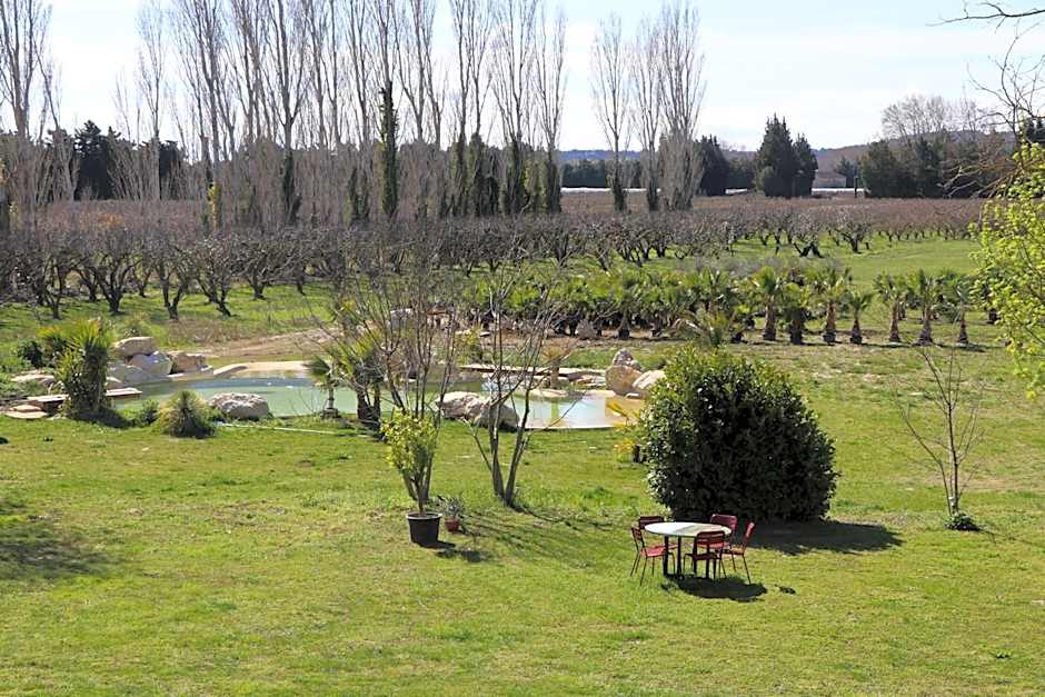 Le Mas des Cerisiers JACUZZI et SAUNA inclus pour tous les logements