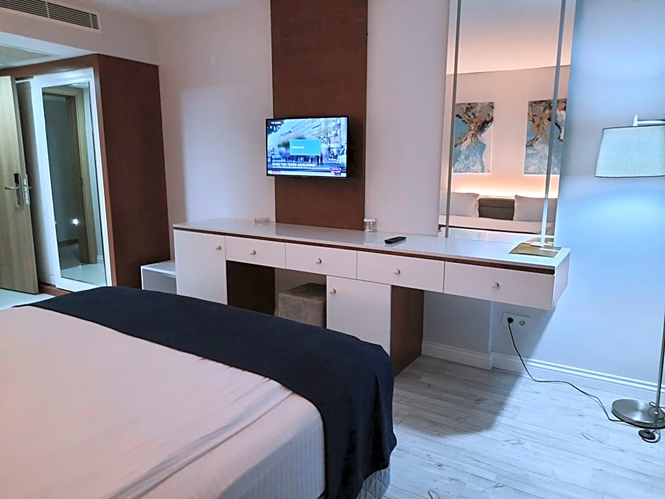 Nadir Business Hotel