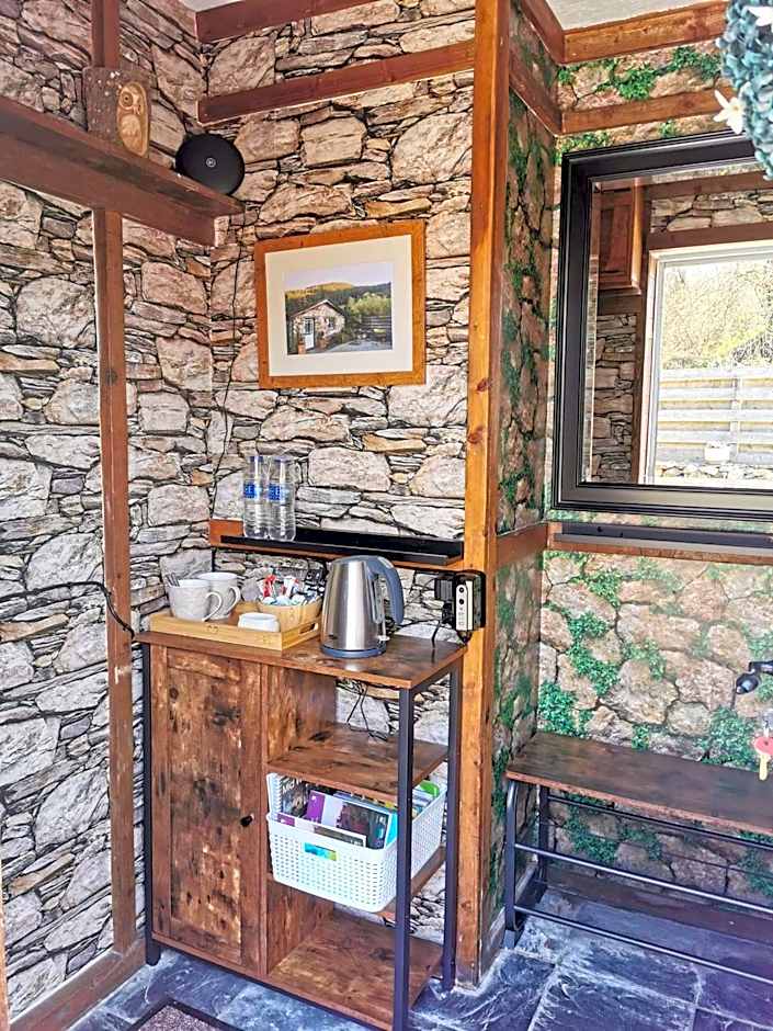 Dolweunydd Bed and Breakfast