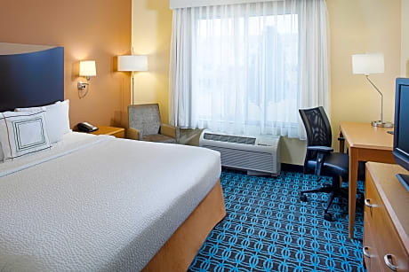 Suite, 1 Bedroom (1 King Bed and 1 Double Sofa Bed)