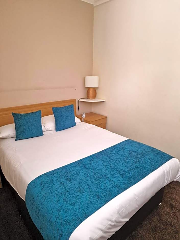 Britannia Royal Court Hotel