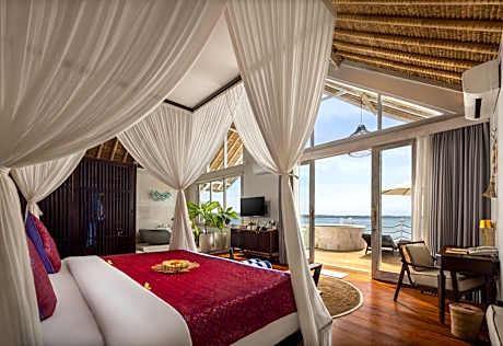 Royal Pool Villa Ocean View with Daily Afternoon Tea