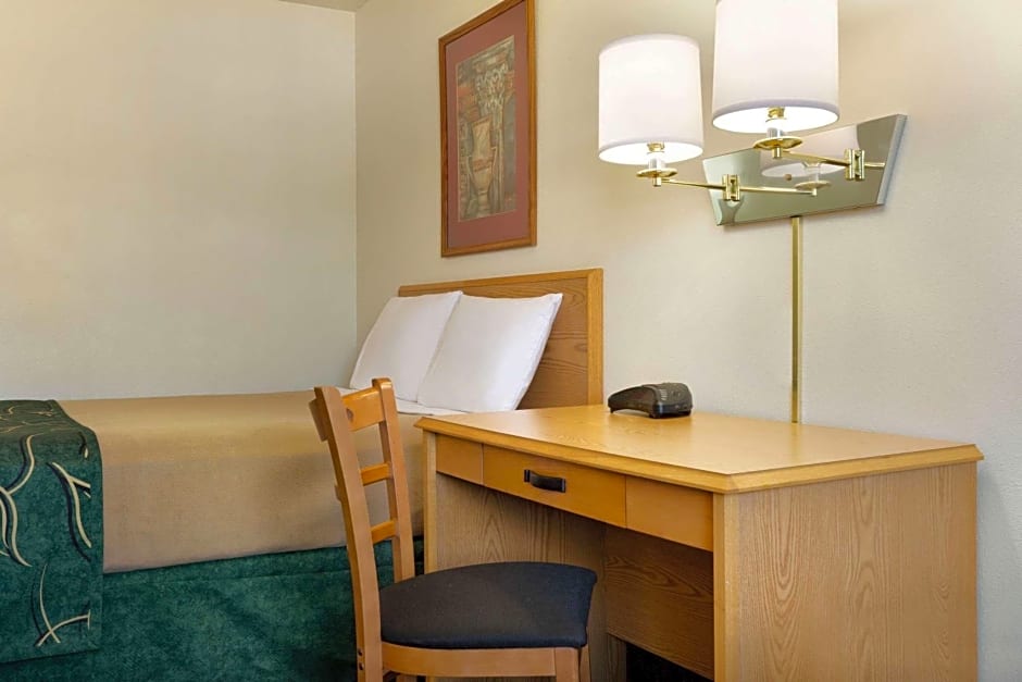 Travelodge by Wyndham Yampa
