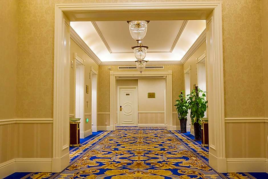 Qingdao Jianxin International Hotel