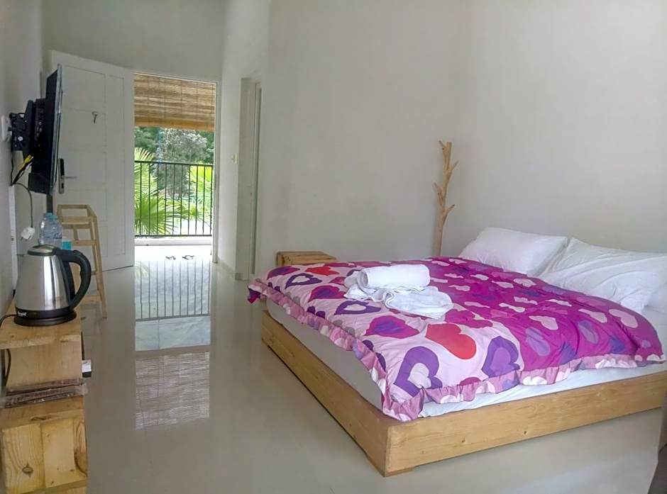 Fredelia homestay