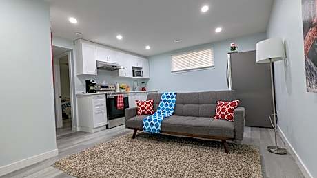 SERENE & MODERN 1BED SUITE + CLOSE TO AIRPORT