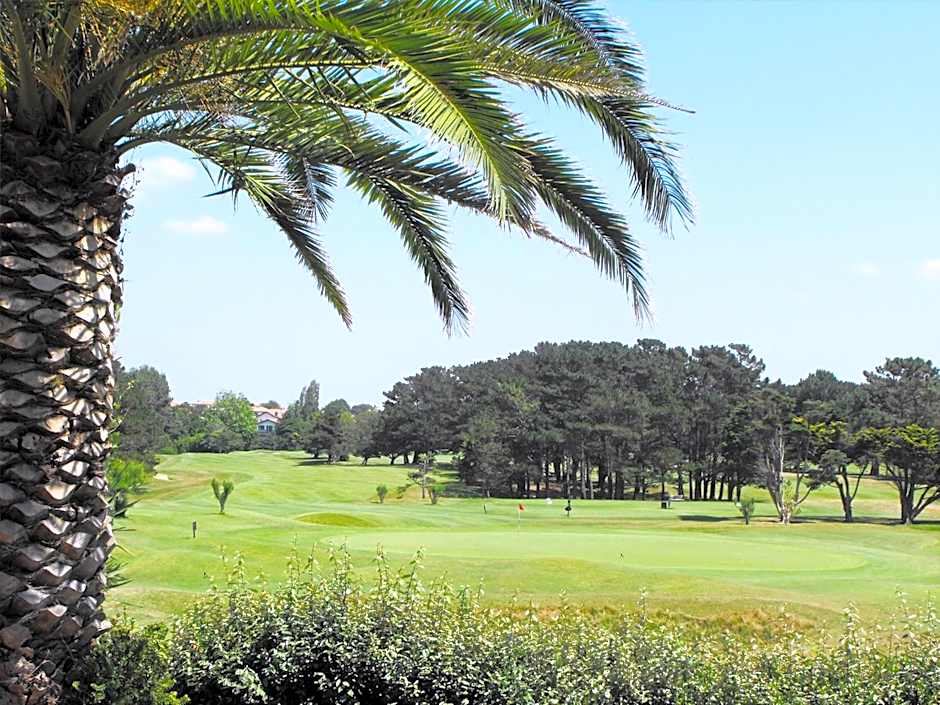 Photo 1 of 6 of Studio, Golf View