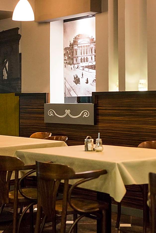 Green Hotel Budapest