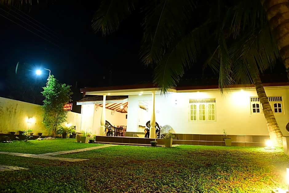 White Villa Airport Transit Hotel