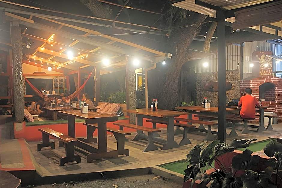 Lazy Dog Bed & Breakfast