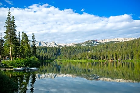 Tamarack Lodge & Resort