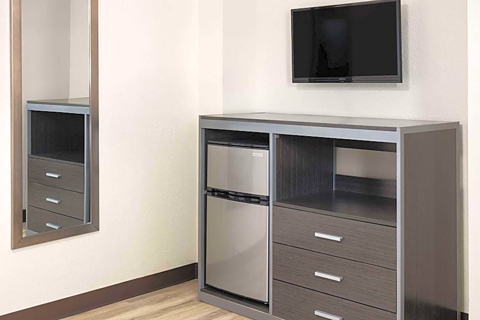 Wildwood Inn Hotel Beach & Boardwalk