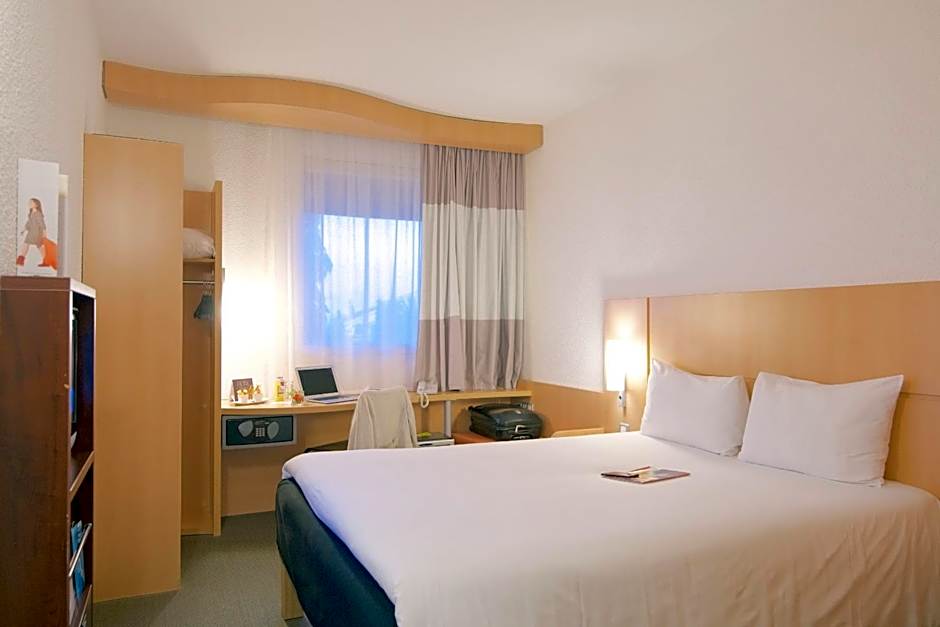 Ibis Cotonou
