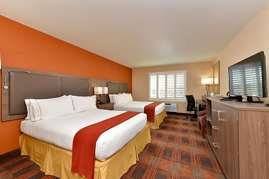 Holiday Inn Express Hotel & Suites Elk Grove Ctrl - Sacramento S By IHG