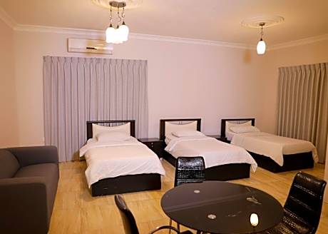 Standard Triple Studio