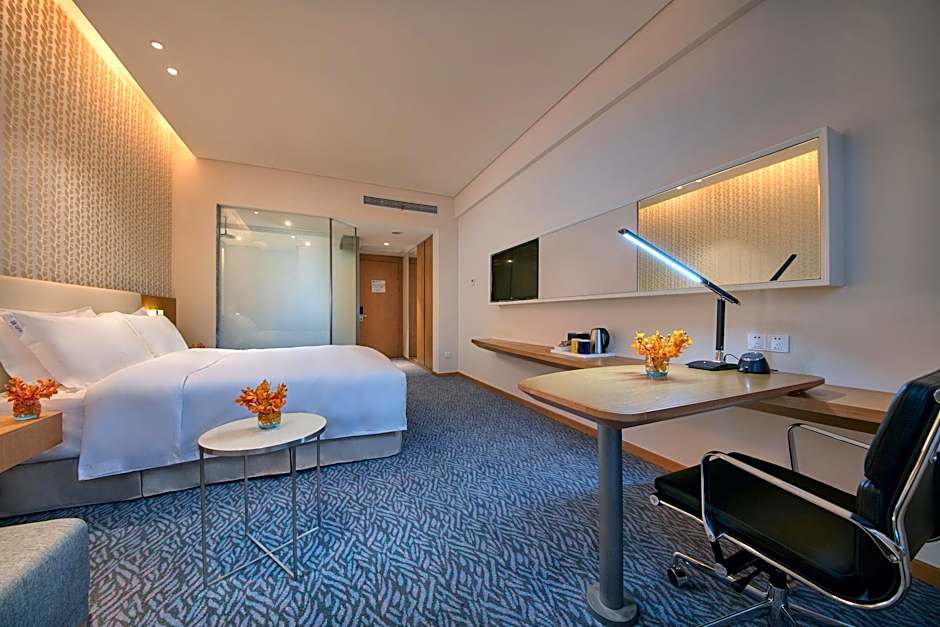 Holiday Inn Express Nantong Textile City By IHG