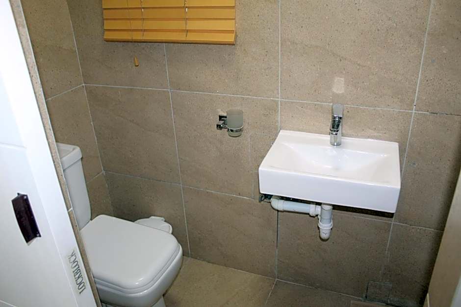 103onWallace Self Catering Guest House