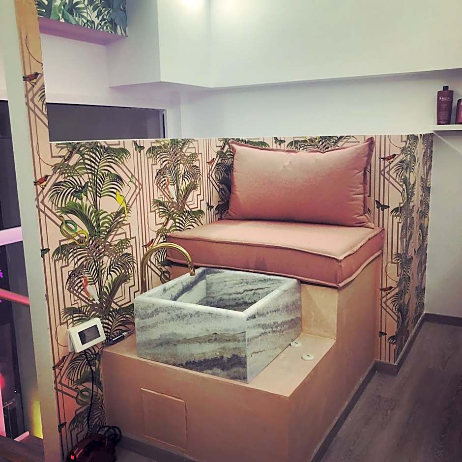 Alley Boutique Hotel and Spa