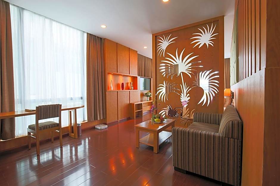 EdenStar Saigon Hotel & Spa