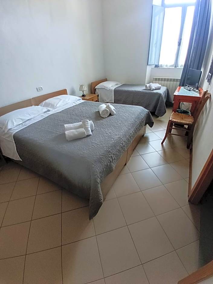 Residenza Pitigliano Gens Petilia - Nuova gestione