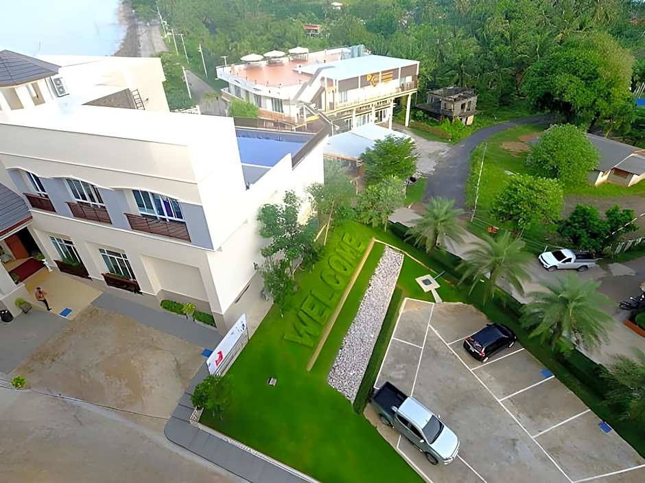 Royal Hill Satun Hotel