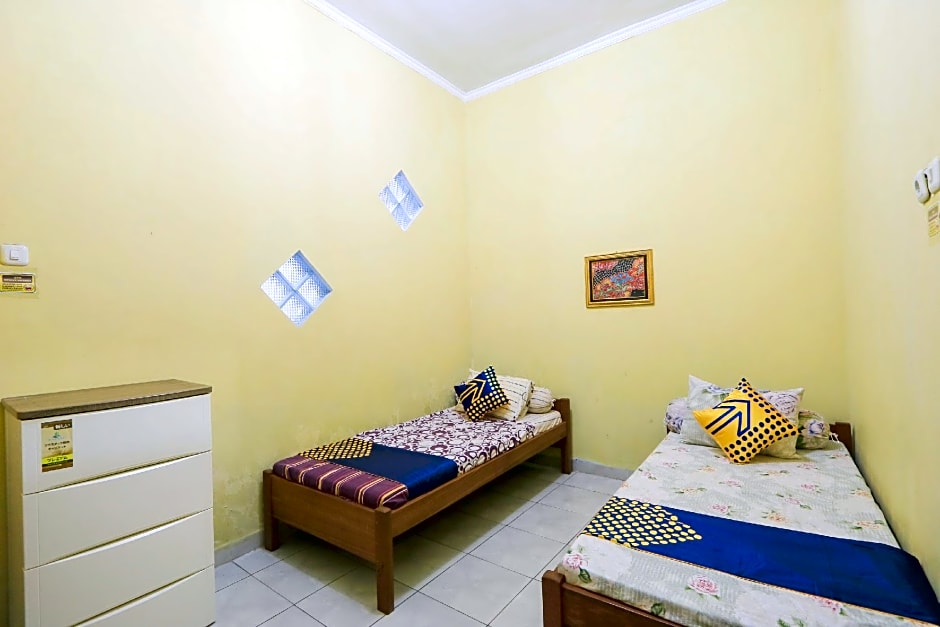 OYO 2440 Wallet Family Residence Syariah