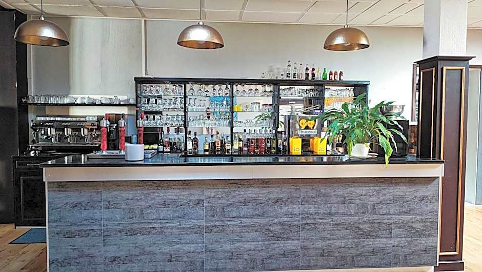 Logis Grand Hotel Pelisson