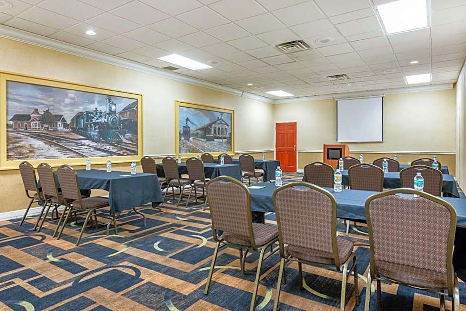 Quality Inn & Suites Palatka Riverfront