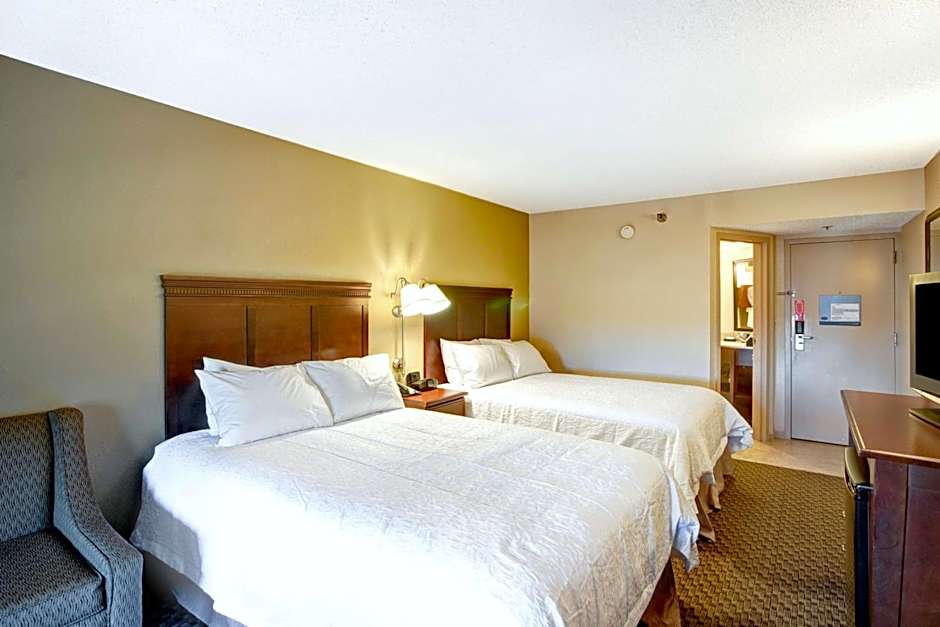 Hampton Inn By Hilton College Station