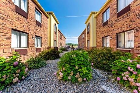 Quality Inn Toledo