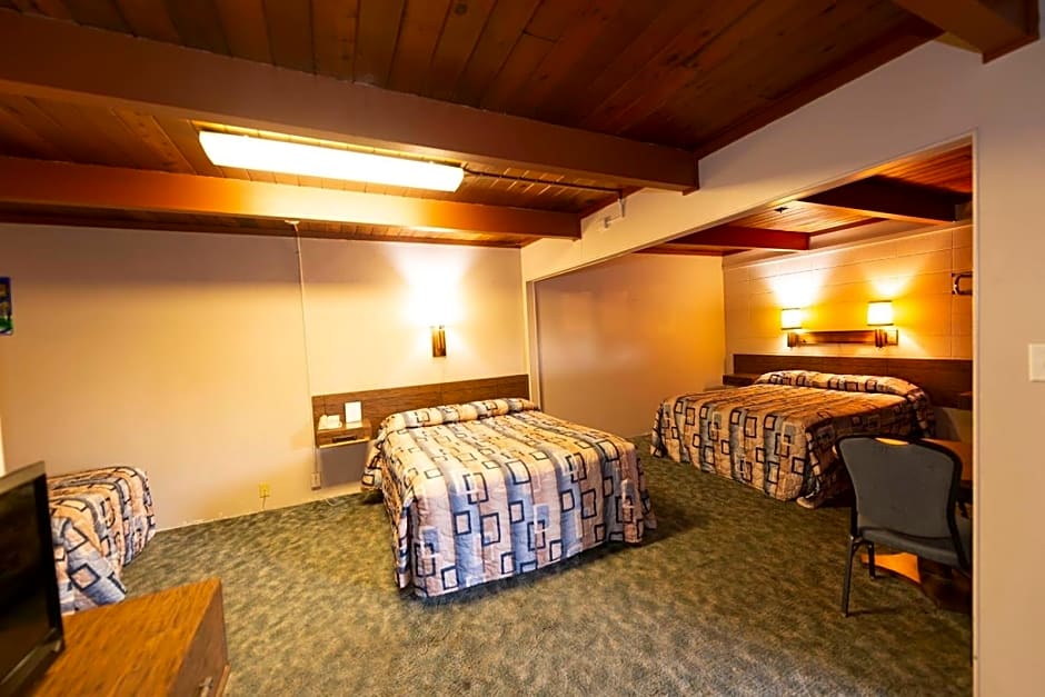Cedar Inn
