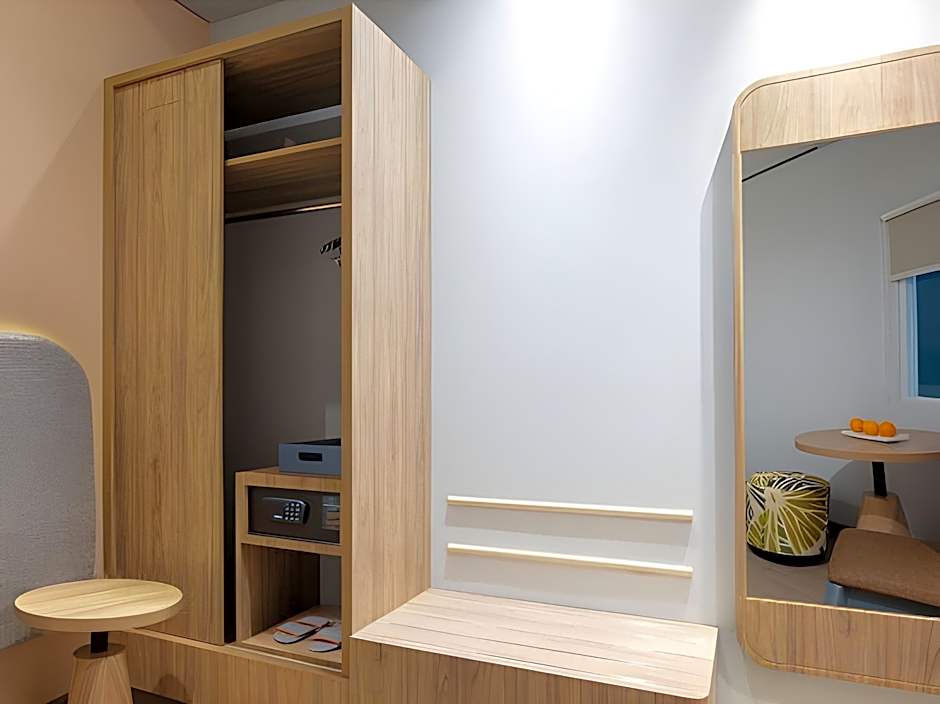 Harper Banjarmasin by ASTON