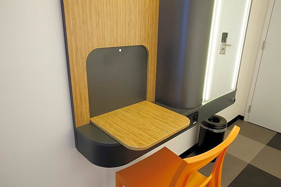 easyHotel Brussels City Centre