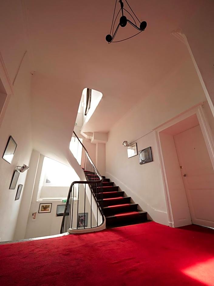 L'Alzire - Logis Auberge Culturelle