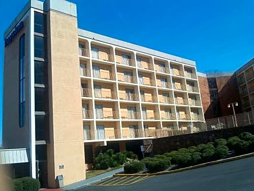 Days Inn by Wyndham Birmingham AL