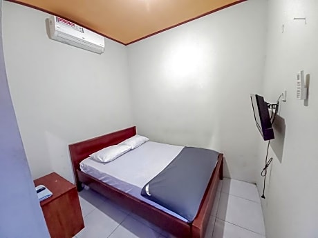 Hotel Gerung 2 near Luwes Mall Nganjuk Mitra RedDoorz