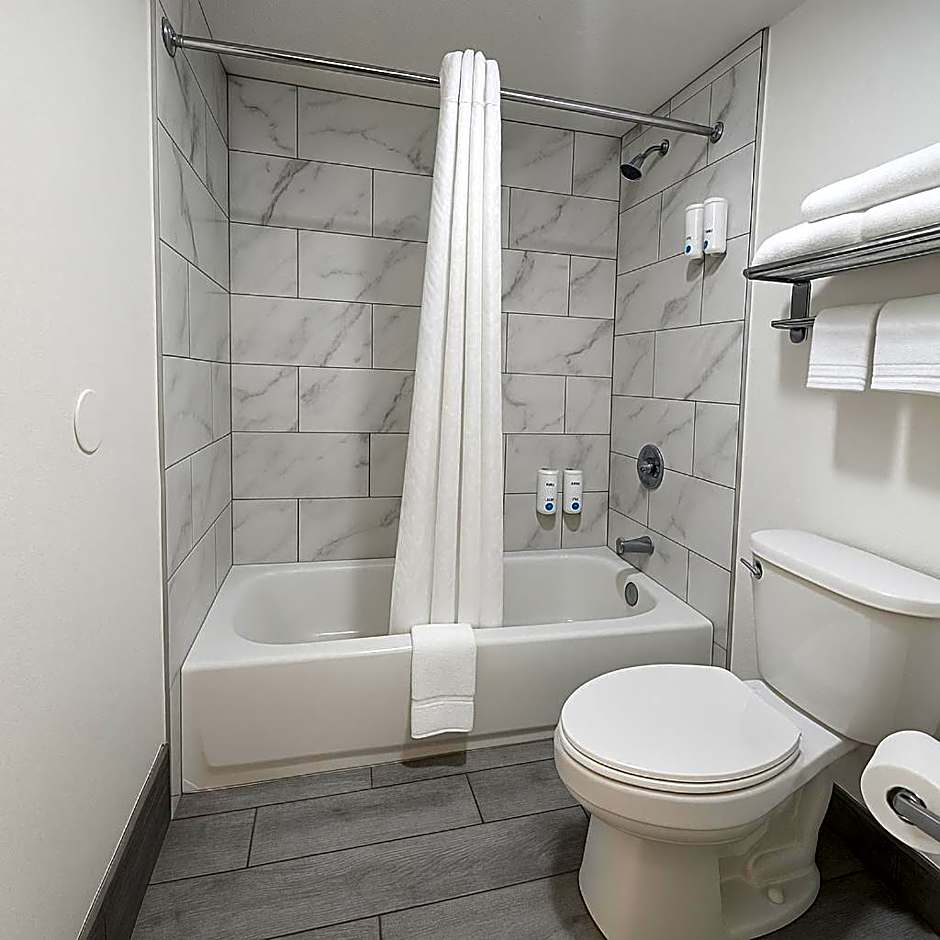 Clarion Inn Idaho Falls Riverfront